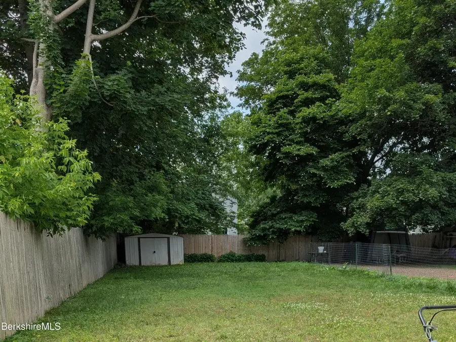 41 Arnold St #41, Williamstown, MA 01267 - #3