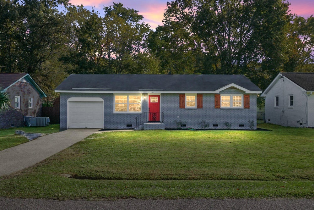 120 Pandora Drive, Goose Creek, SC 29445 BHGRE