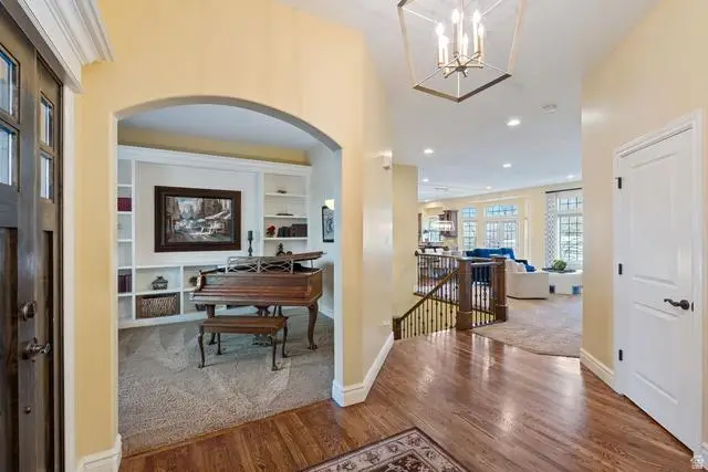 330 W Paradiso Ln, Centerville, UT 84014 - #2