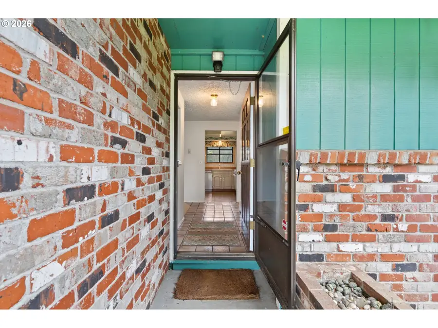 17102 NE 140th Avenue, Brush Prairie, WA 98606 - #3