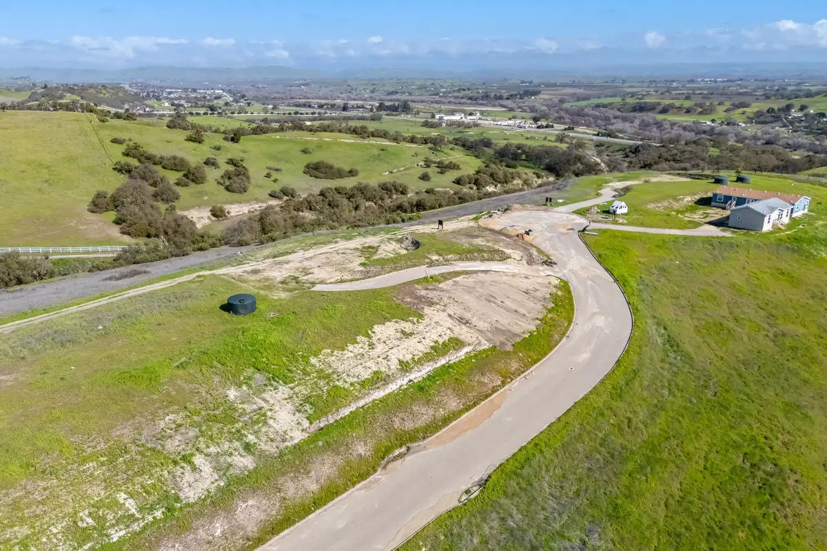 310 Camino Vista Cielo, Paso Robles, CA 93446 - #1