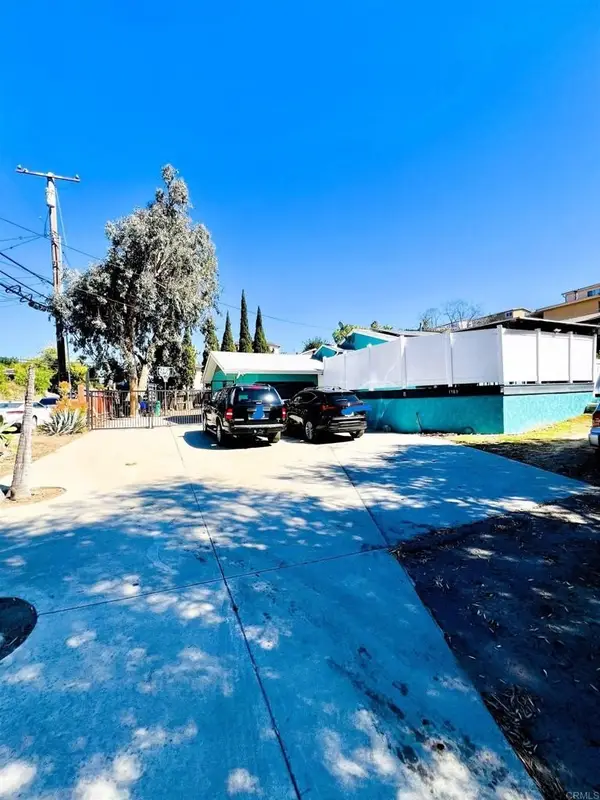 1789 Attix, San Diego, CA 92114