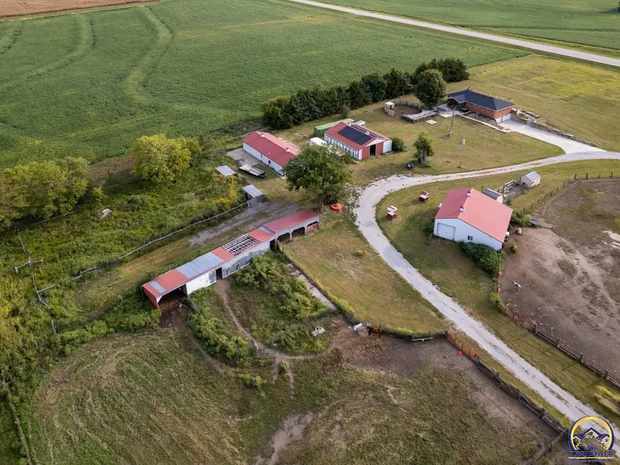 14762 175th St, Nortonville, KS 66060 - #3