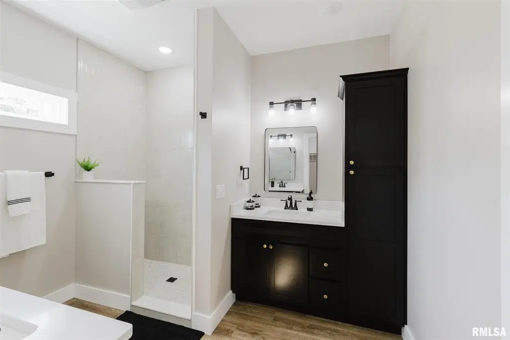 704 Jonathan Lane, Carterville, IL 62918 - Image #1