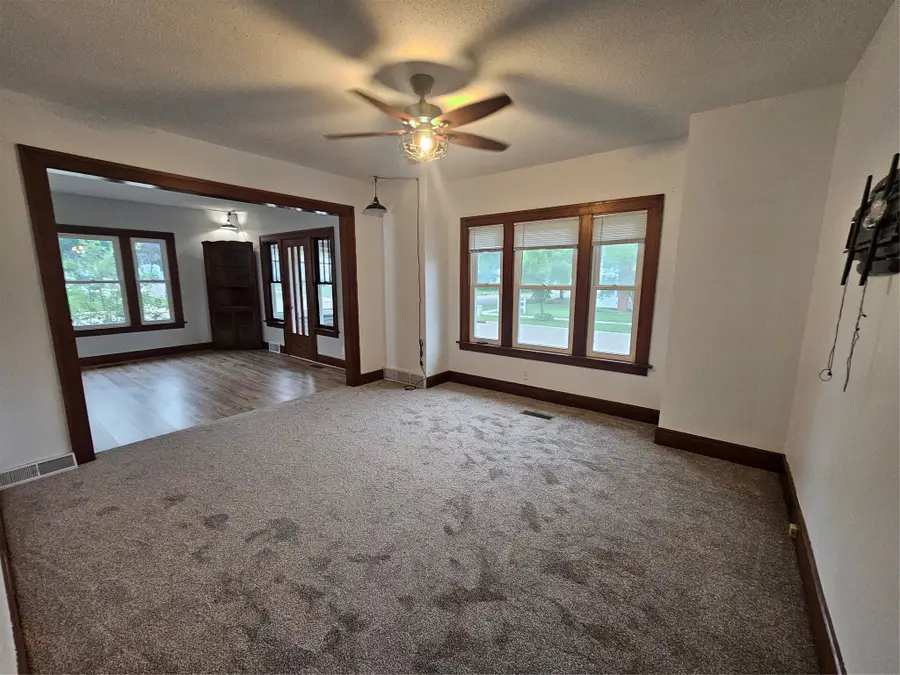 319 E Main St, Sparta, WI 54656 - #2