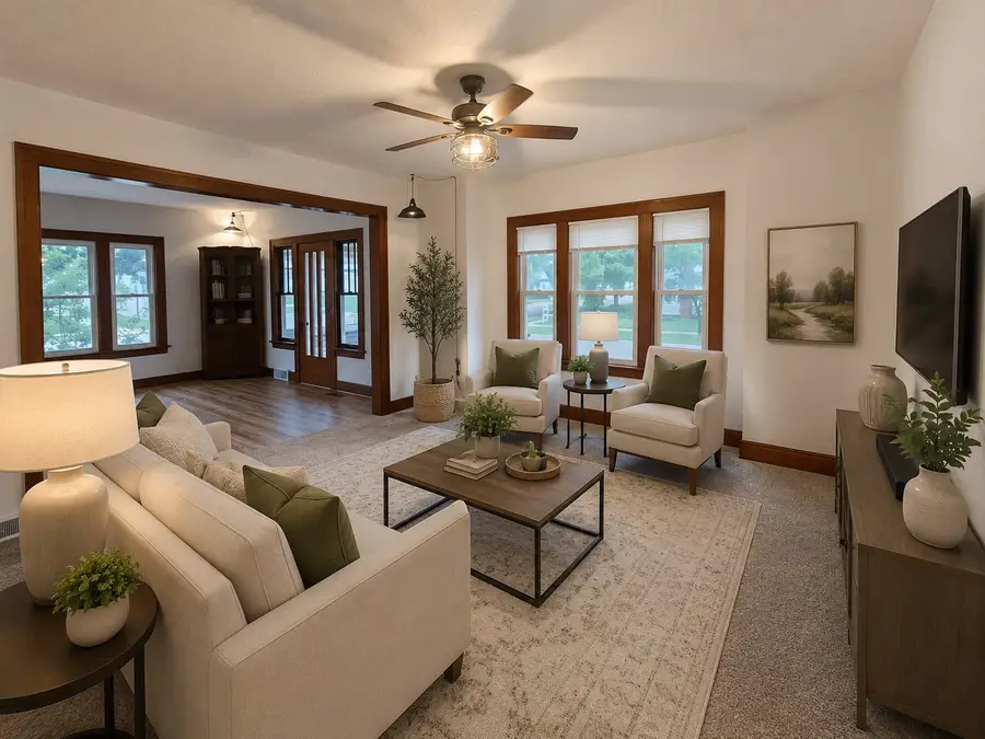 319 E Main St, Sparta, WI 54656 - #3