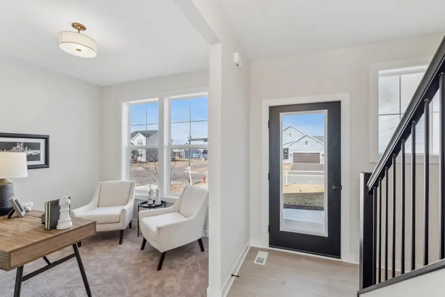 10124 Arrowwood Trail, Woodbury, MN 55129 - Image #2