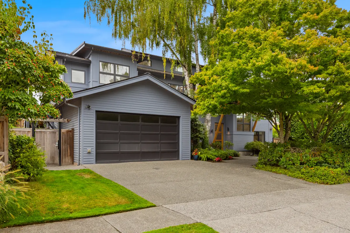2223 39th Avenue E, Seattle, WA 98112 - #1