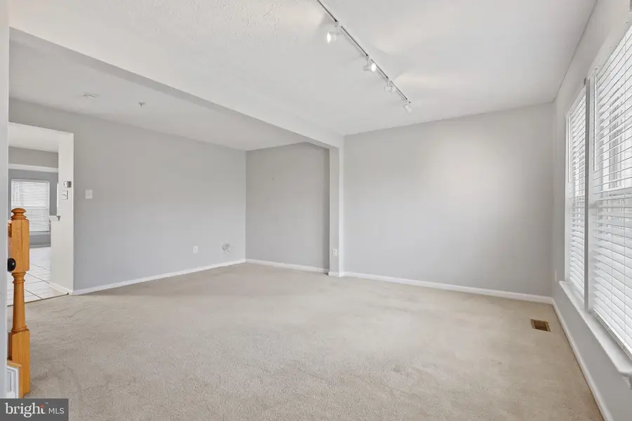 5030 Finsbury Rd, Rosedale, MD 21237 - Image #3