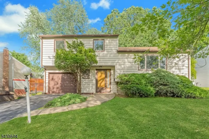 8 Marlo Road, Livingston, NJ 07039 - #2