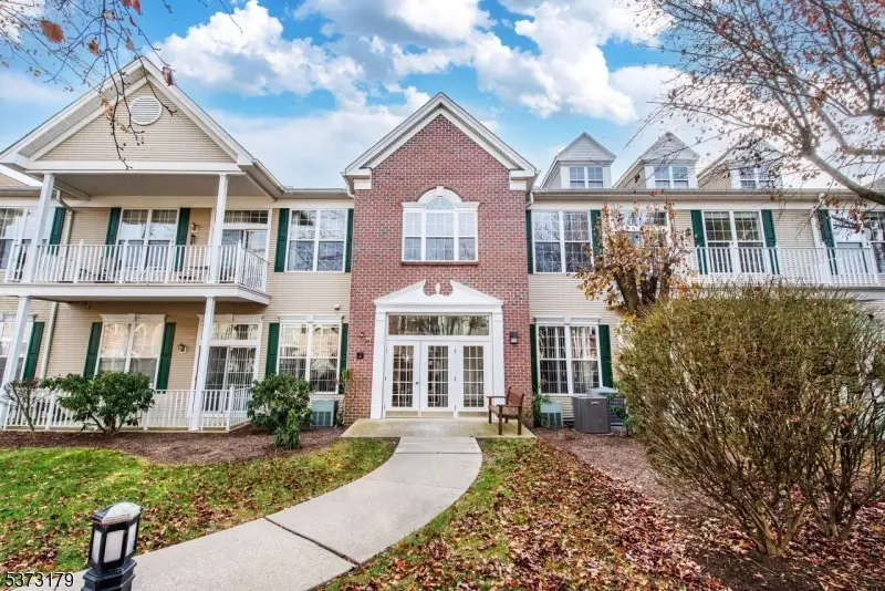 511 Four Seasons Drive 511, Wayne, NJ 07470 - Image #1