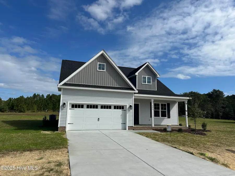 131 Spring Meadows Drive, Aberdeen, NC 28315 - Image #2