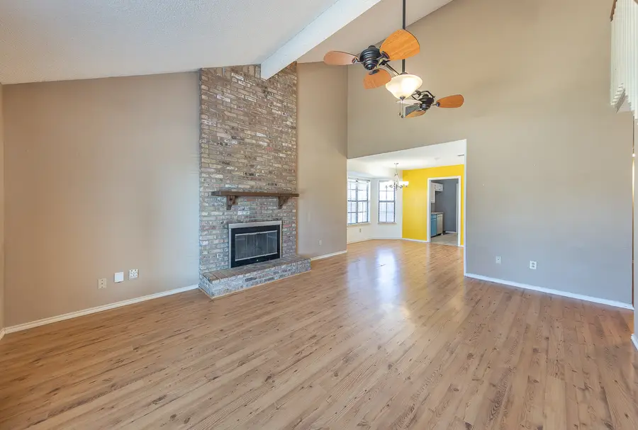 304 N Englewood Avenue, Lubbock, TX 79416 - Image #2