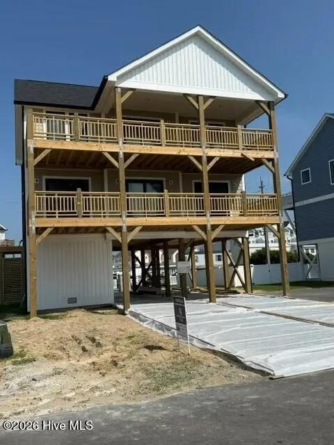 737 Dune Ridge Court, Surf City, NC 28445