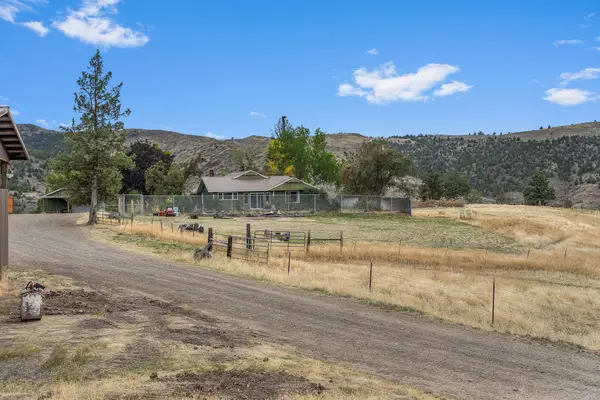 19369 Us 26, Mitchell, OR 97750