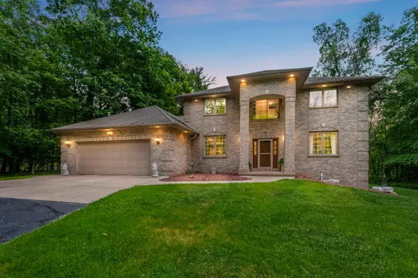 4544 CROOKED CREEK LANE, Hobart, WI 54155