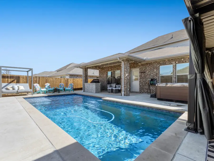 223 Briarwood Lane, Lake Dallas, TX 75065 - #2