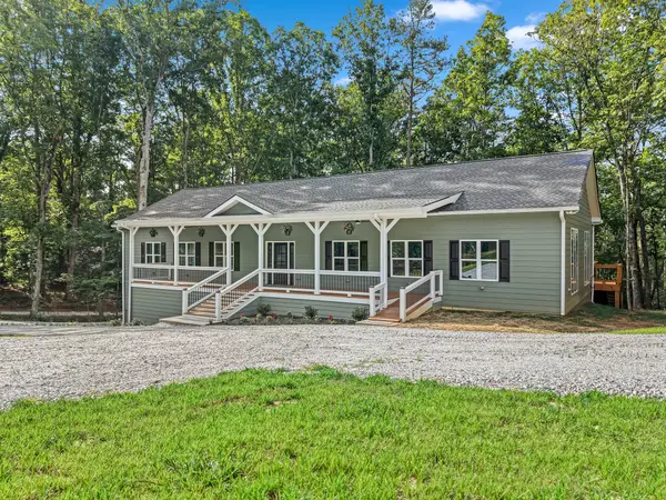 684 Mccrackin Road, Lakemont, GA 30552