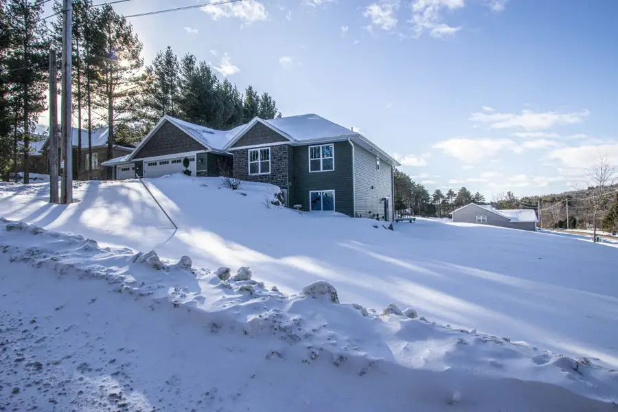 320 N 36TH AVENUE, Wausau, WI 54401 - #3