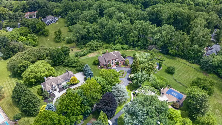 815 Hillstead Dr, Lutherville Timonium, MD 21093 - #2