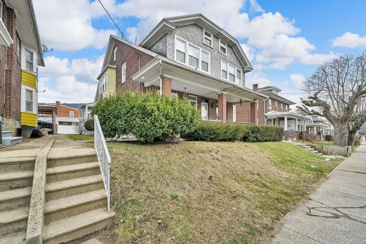 1519 N 11th St, Reading, PA 19604 - #1