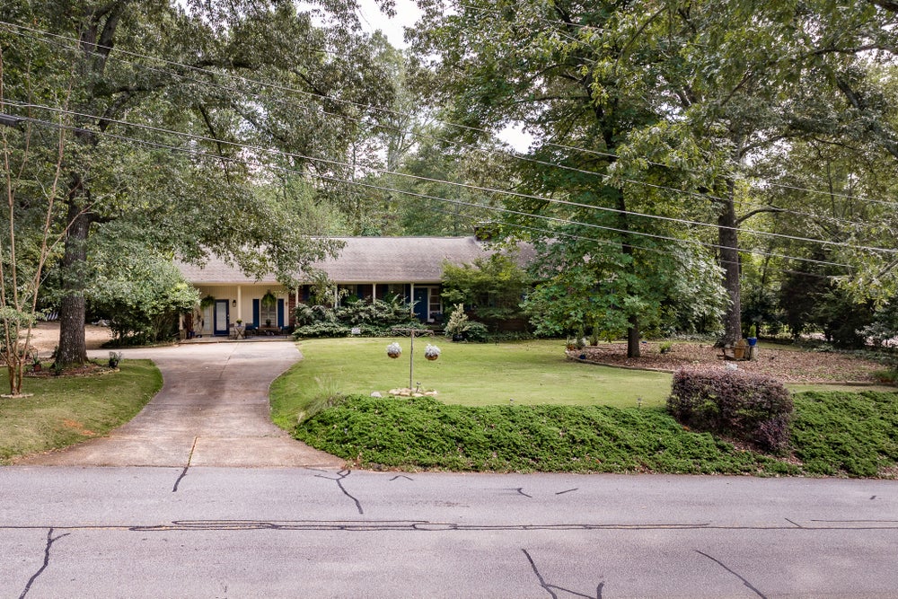 499 Fortson Drive, Athens, GA 30606 BHGRE