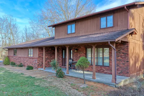 266 Brush Hill Road, Carbondale, IL 62901