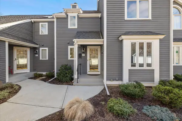 58 Tussock Brook Rd #58, Duxbury, MA 02332