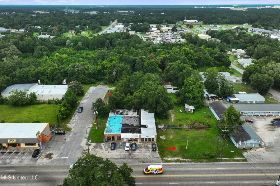 1918 Pass Road, Gulfport, MS 39501 - Image #2
