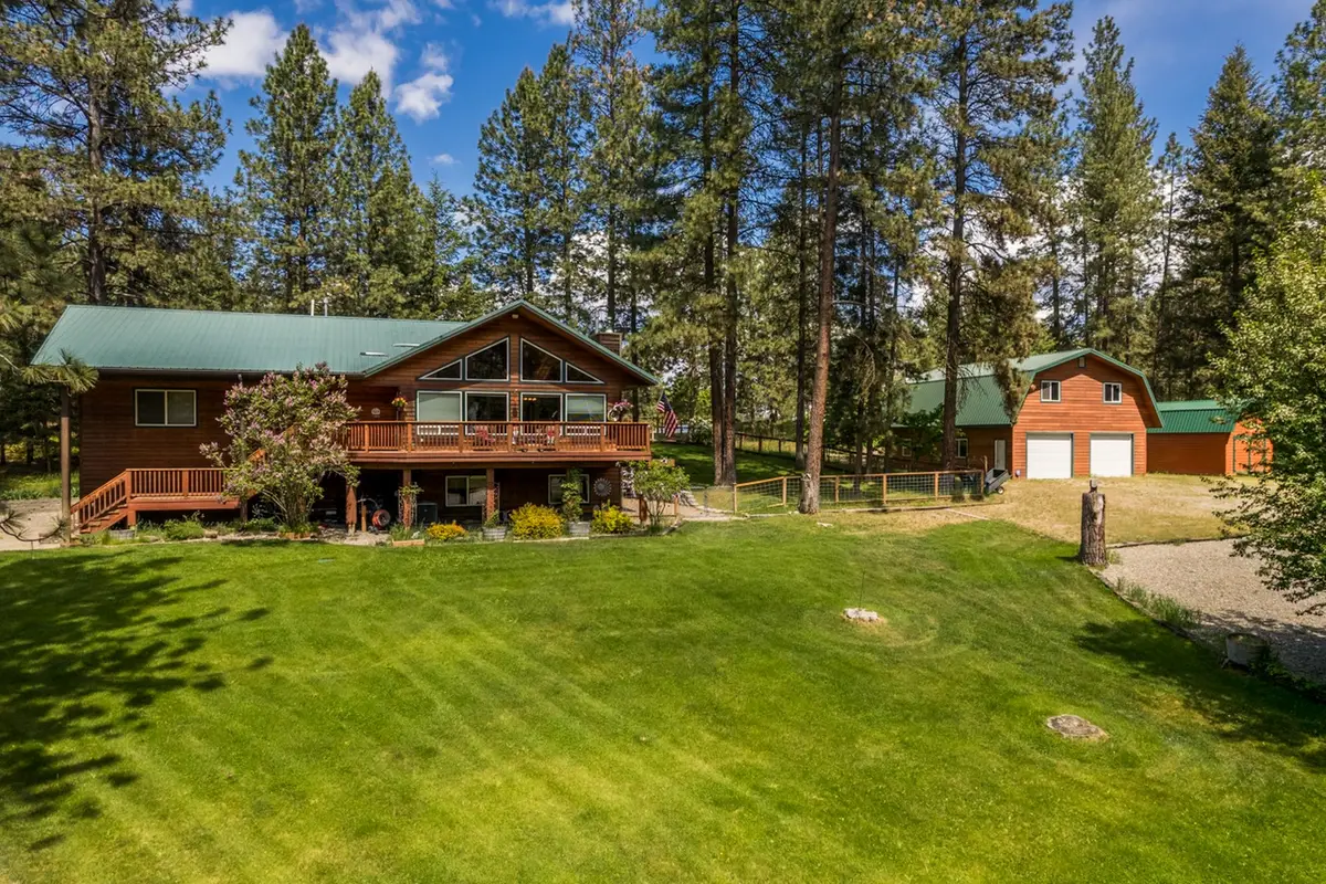 493 Rim Dr, Moyie Springs, ID 83845 - #1