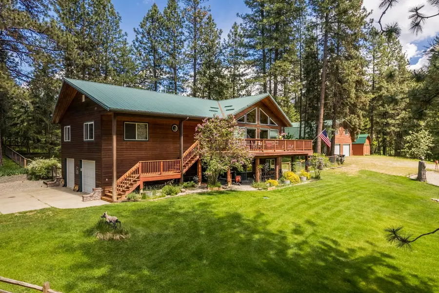 493 Rim Dr, Moyie Springs, ID 83845 - #2