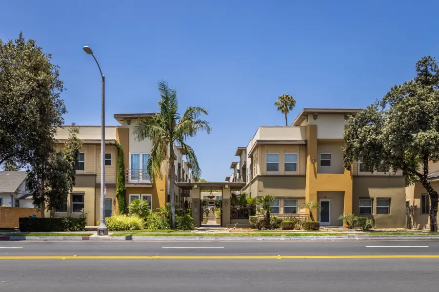431 N Los Robles Avenue #2, Pasadena, CA 91101 - #2
