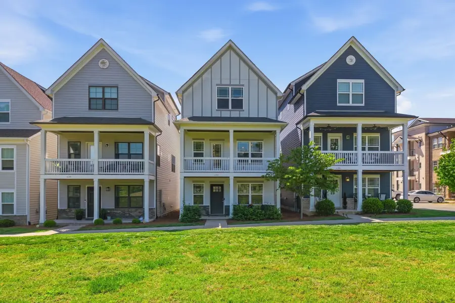 632 Parkvue Place Dr, Nashville, TN 37221 - #2
