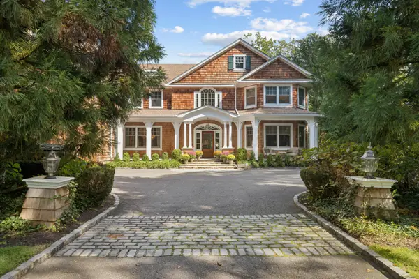 1184 Cove Edge Road, Oyster Bay Cove, NY 11791