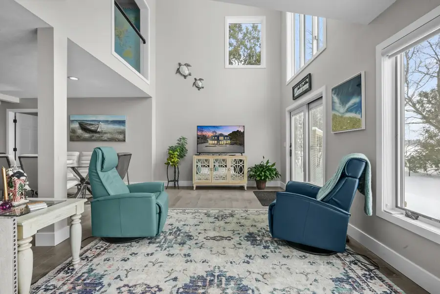 609 Lake Shore Drive, Cadillac, MI 49601 - #3