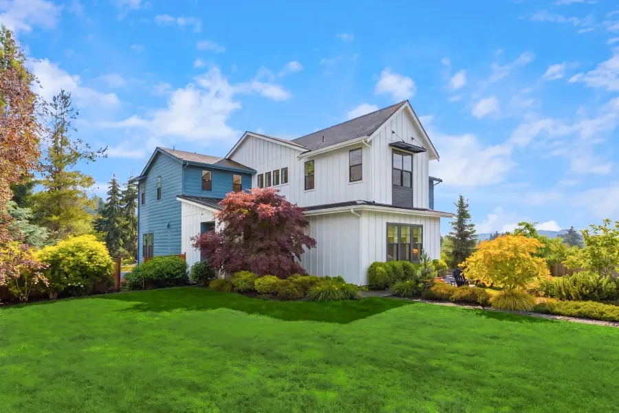 8701 NE Winslow Grove Court, Bainbridge Island, WA 98110 - #3