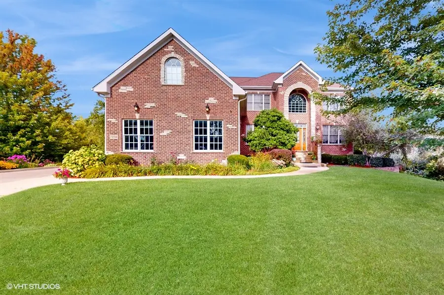 7230 Bonnie Drive, Lakewood, IL 60014 - Image #1