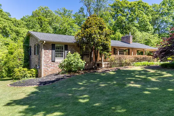 213 Beechwood Drive, Knoxville, TN 37920