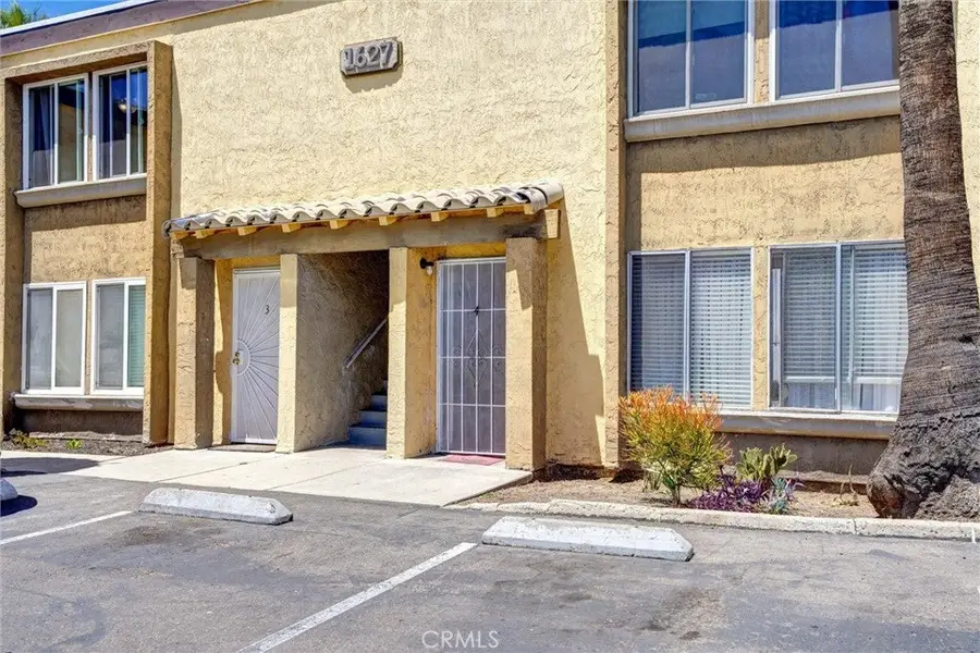 1627 Pentecost #7, San Diego, CA 92105 - #2