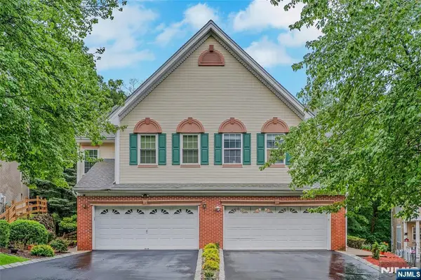 34 Eider Ct, Wayne Twp., NJ 07470