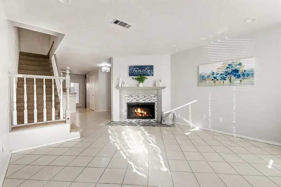 617 Carriagehouse Lane #3E, Garland, TX 75040 - #2
