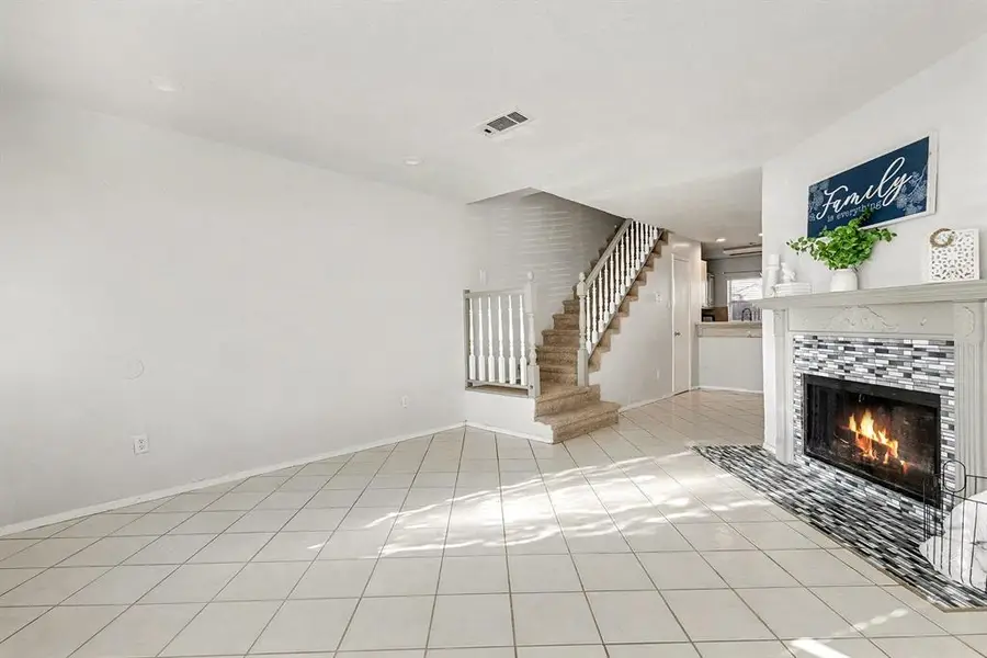 617 Carriagehouse Lane #3E, Garland, TX 75040 - #3