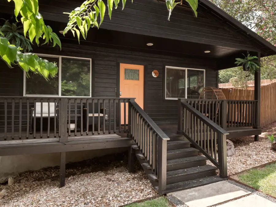 2501 E 11th St, Austin, TX 78702 - #2