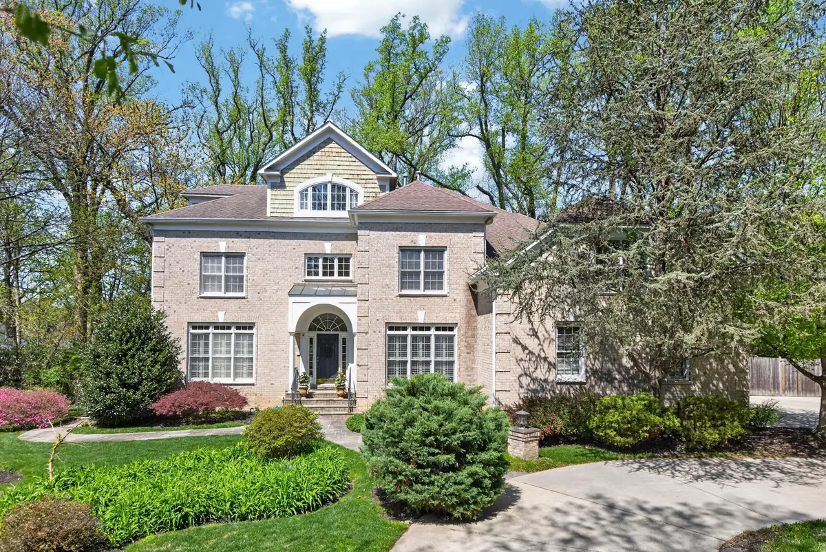 5807 Grosvenor Ln, Bethesda, MD 20814 - #1