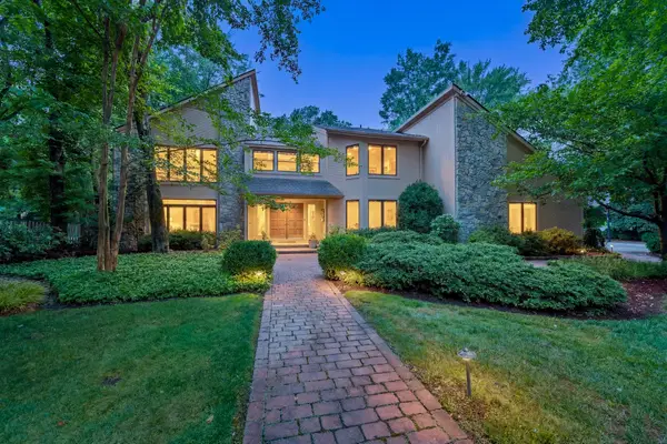 43 Southwood Dr, CHERRY HILL, NJ 08003