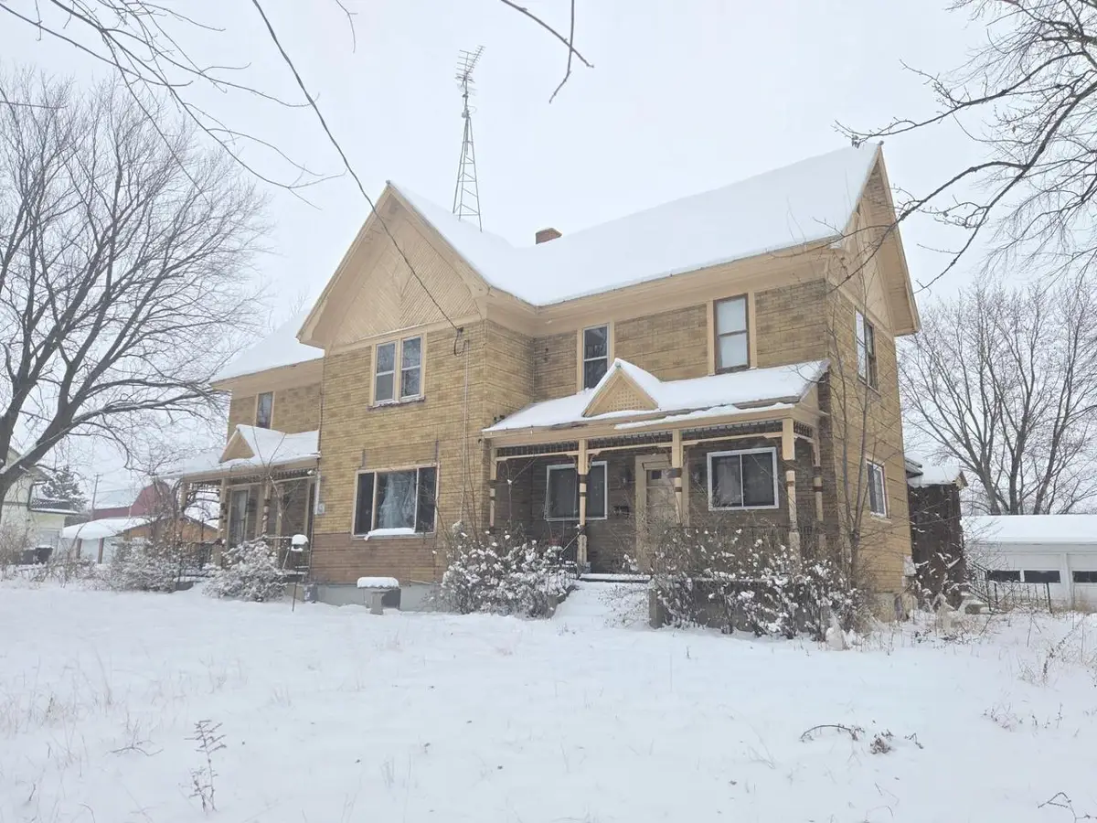 N1674 High Street, Manchester, WI 53946 - Image #1