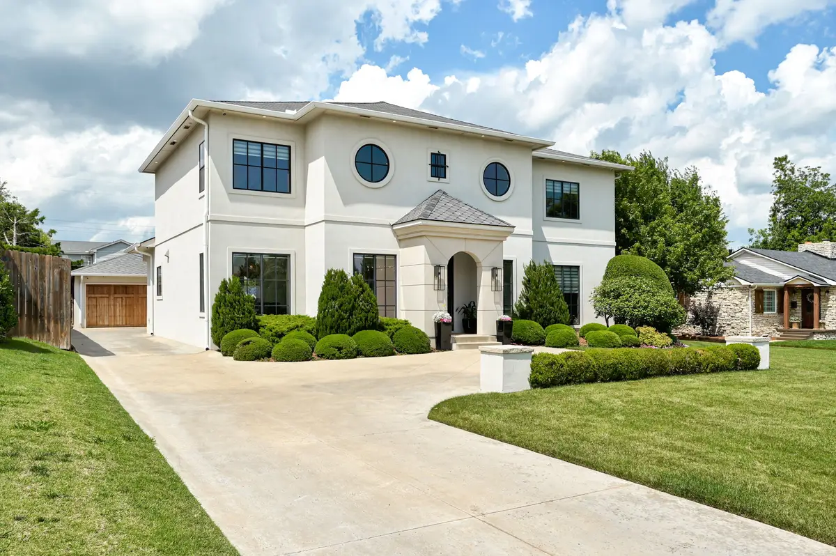 1115 Park Manor Street, Nichols Hills, OK 73116 - #1