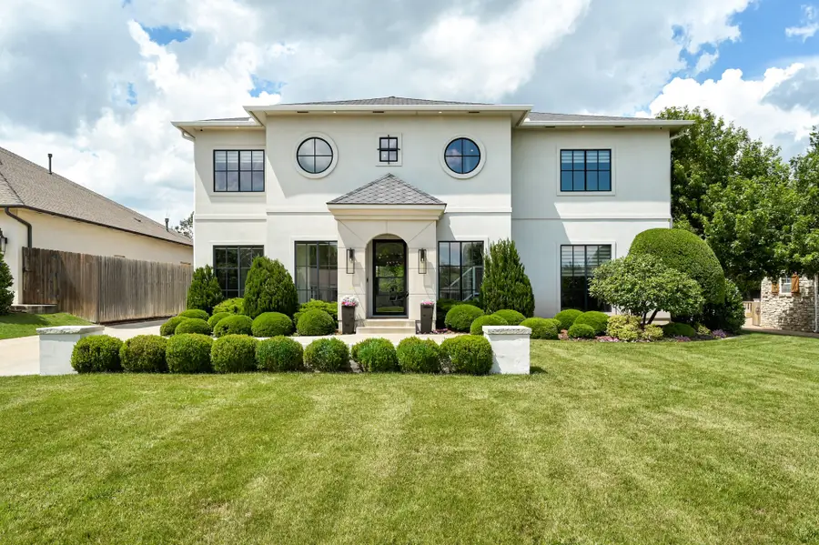 1115 Park Manor Street, Nichols Hills, OK 73116 - #2