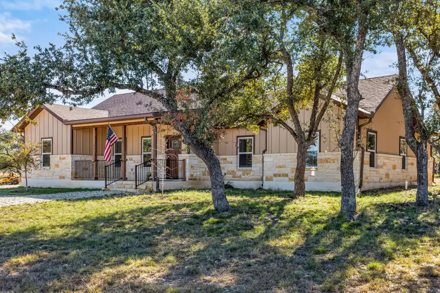 190 Nott Branch Rd, Harper, TX 78631 - Image #2