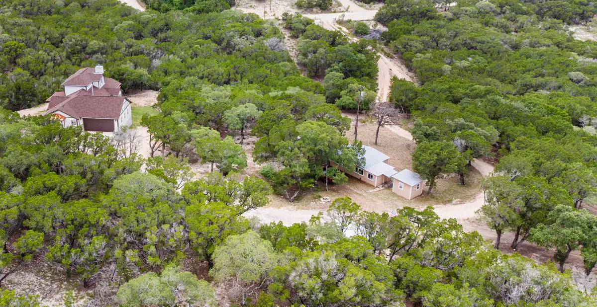 223 Canyon View Dr, Pipe Creek, TX 78063 - #1